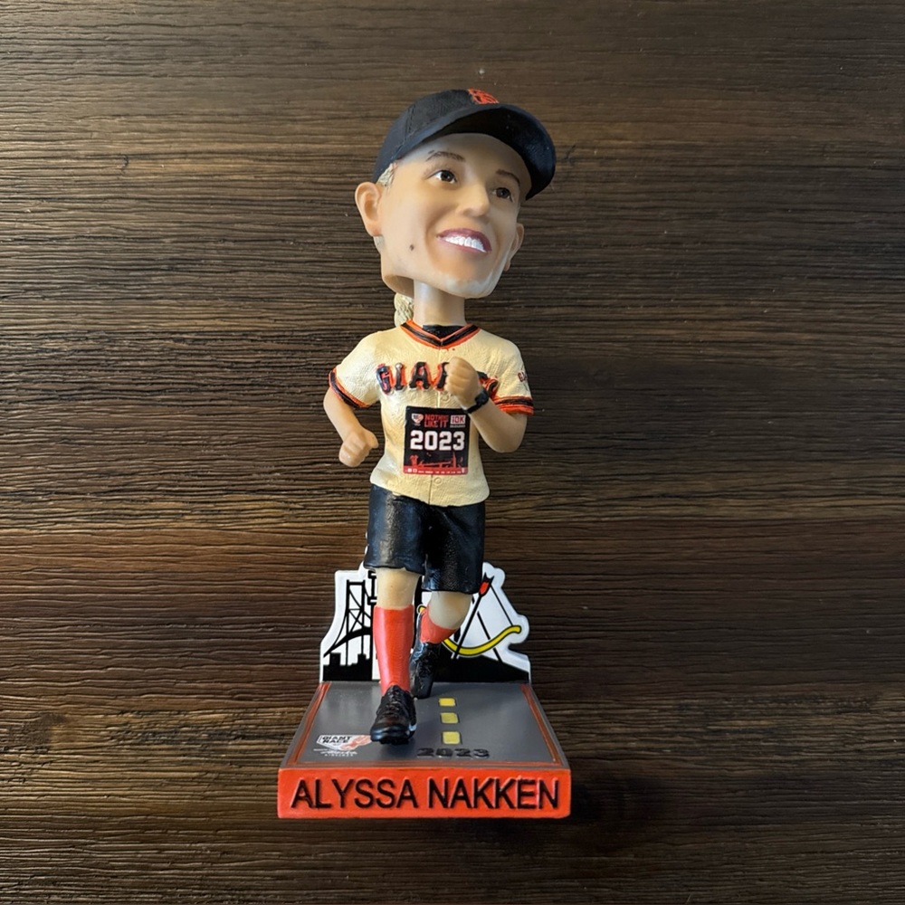 San Francisco Giants MLB Baseball 2023 Giants Race Alyssa Nakken Bobblehead - Picture 1 of 16